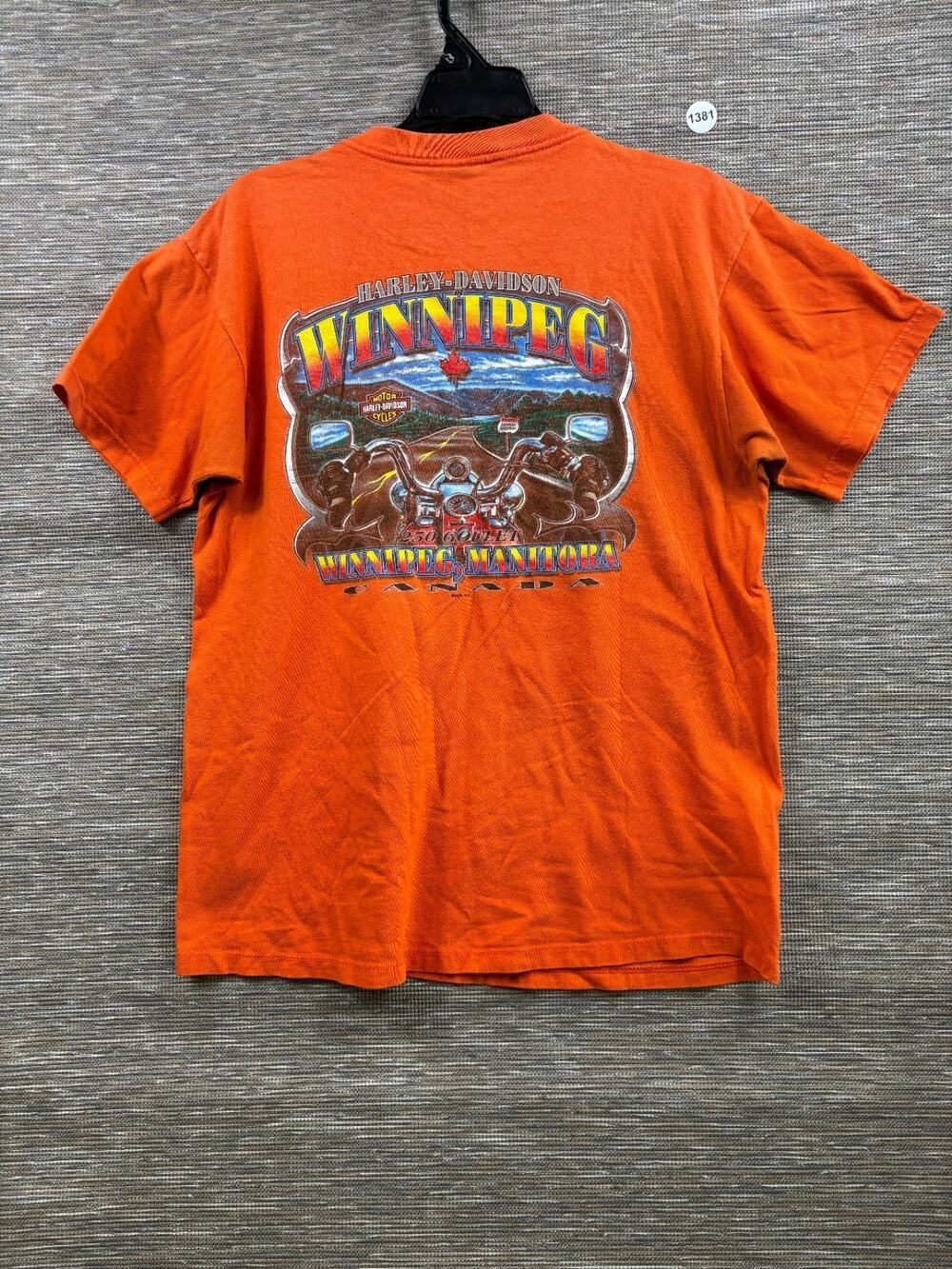 VTG Harley Davidson Men's Winnipeg Manitora Canada Orange Graphic Shirt Size L